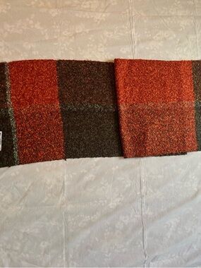 Pashmina Orange and Brown Bouclé Plaid Scarf